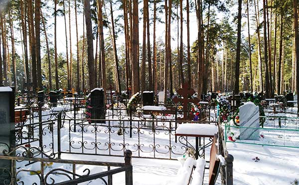 В Шадринске предприниматель заплатит за неустановленный на могиле памятник