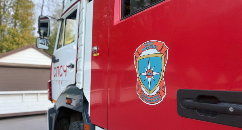 Курганские спасатели устроили пожарные учения в мебельном центре