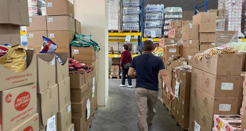 Решила внимательно изучить Светофоре мясные полки: свиные рёбрышки по 200 руб за килограмм, кости по 240 руб - рассказываю свои выводы 