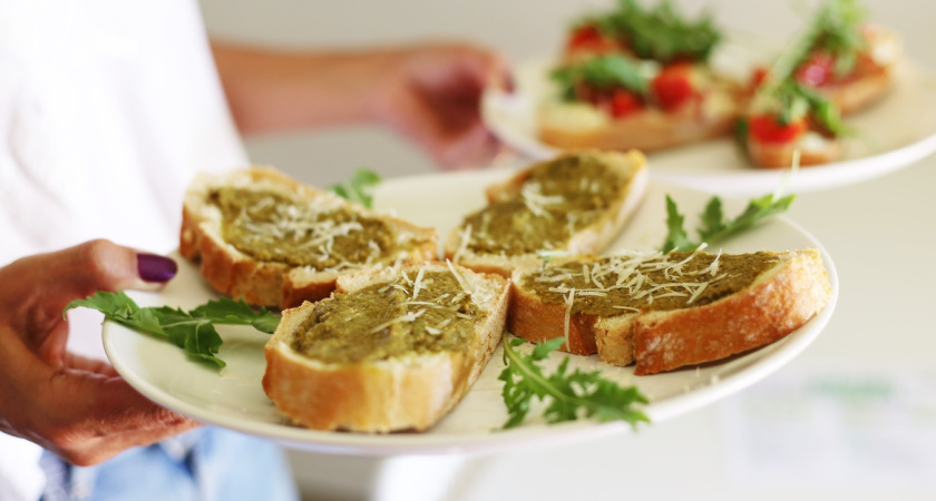 Быстрей бегите в магазин за сайрой в масле: приготовила такую вкуснятину, что невозможно отказаться - идеальный перекус для всей семьи