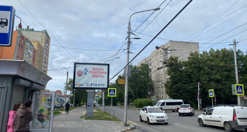 Десятки нелегальных рекламных щитов будут демонтированы в Курганской области