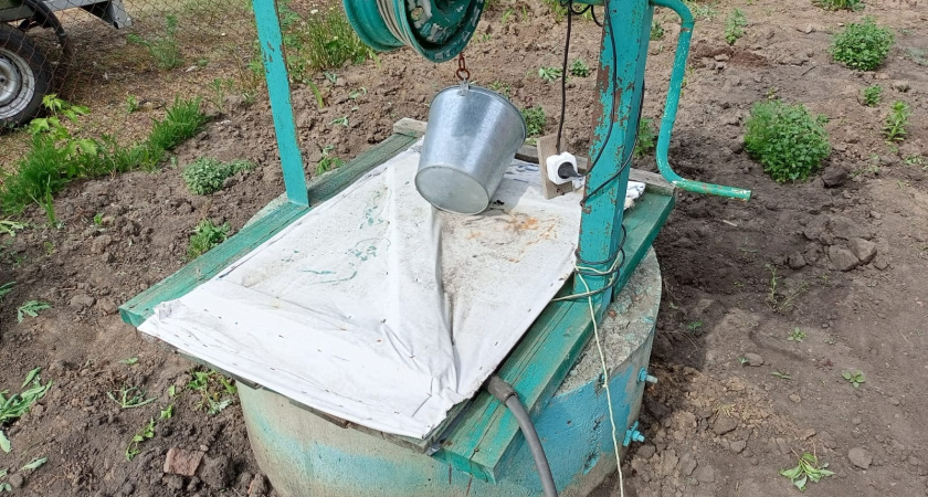 Жительница Зауралья провалилась в глубокий колодец 