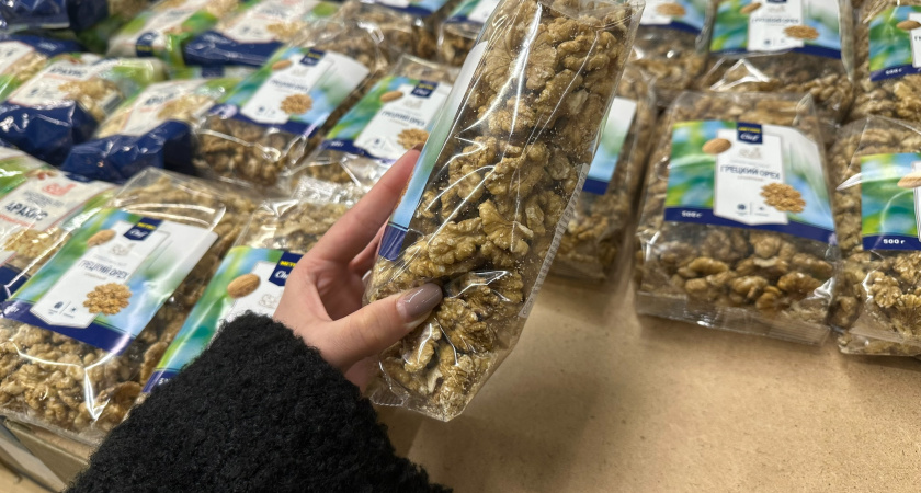 И в Светофоре можно нарваться на качественные продукты: завезли ореховые миксы и фруктовые джемы - неожиданный сюрприз в составах