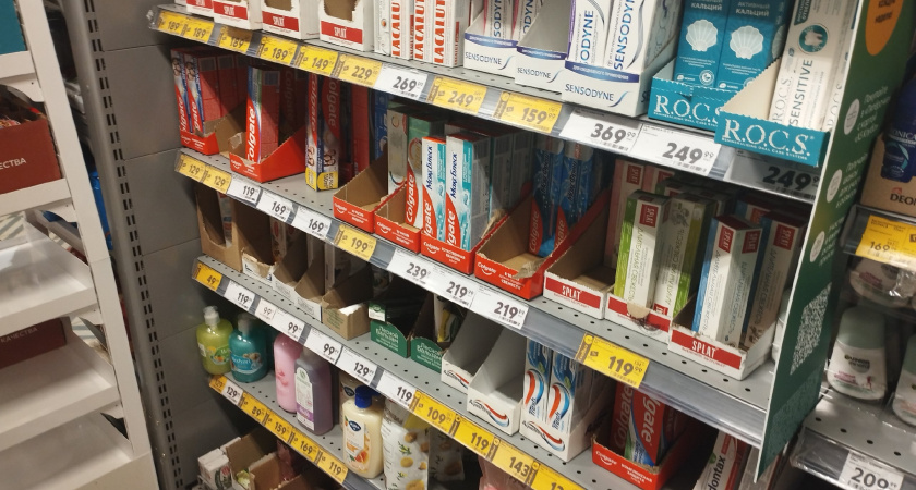 Не паста, а таблица Менделеева: Росконтроль назвал 5 худших зубных паст - не чистят и не отбеливают