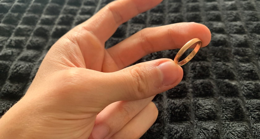 Аферистка снимала порчу за золотые украшения в Кургане