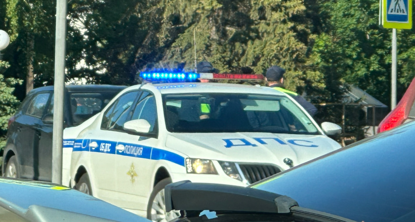 В Заозерном районе Кургана автоледи сбила мужчину возле пешеходного перехода