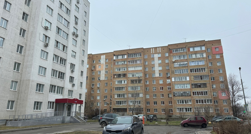 Верховный суд РФ запретил оставлять автомобили во дворах жилых домов: что может грозить - кому из водителей нужно опасаться