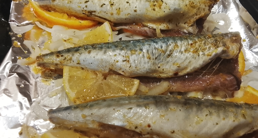 В Светофоре купил сразу 3 скумбрии за 249 руб кг. Принёс домой и пожалел - рассказываю что в ней не так