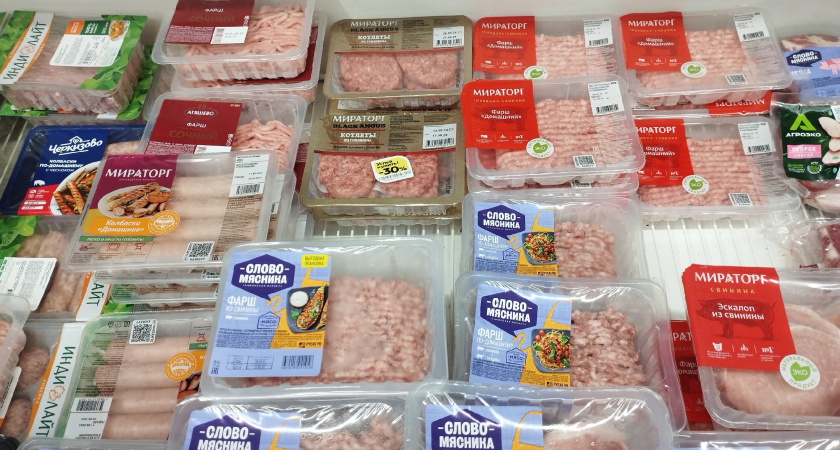 Жижа с затхлым запашком: Росконтроль вывел Черный список куриного фарша