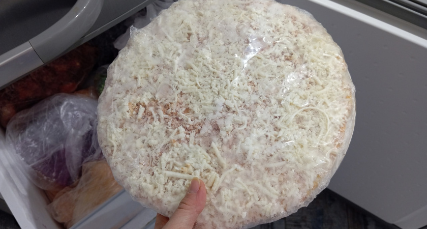 Все подруги в Ермолино скупают пиццу Маргарита за 150 руб: взяла на пробу и разогрела в микроволновке - честно рассказываю что на вкус