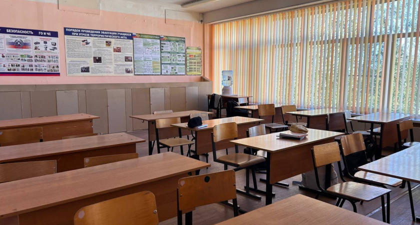 Предлагают работу за 15 тысяч: курганские учителя массово покидают родную область