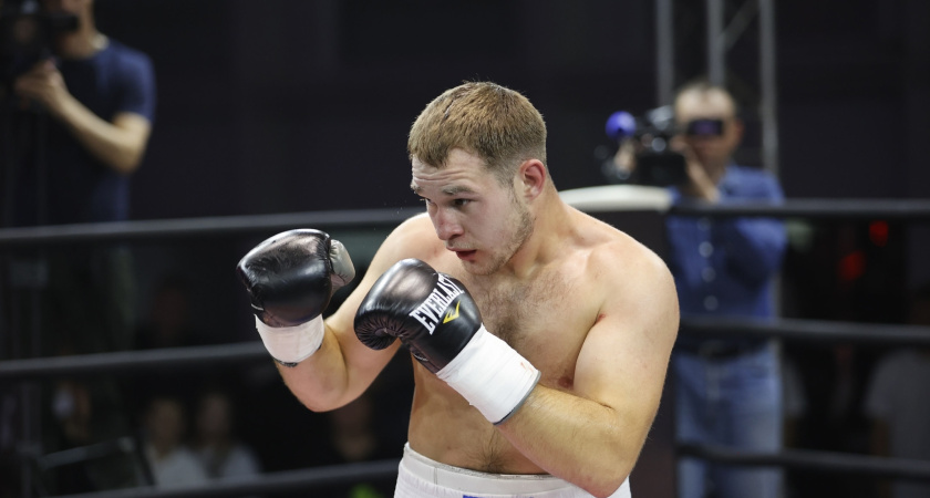 Боксёр из Кургана сразится за титул чемпиона Азии по версии WBA