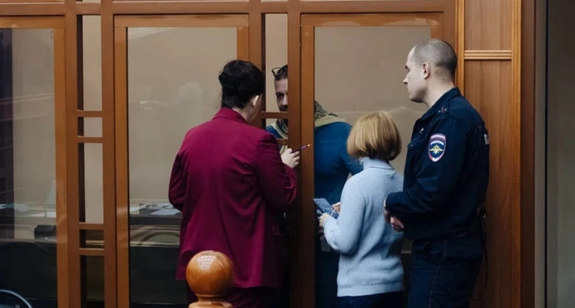 «Его забили дубинкой»: в Челябинске начался суд по делу об убийстве журналиста Кирсанова