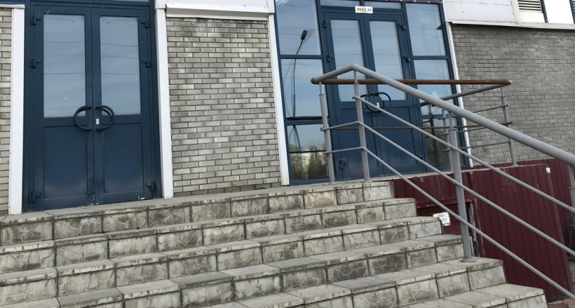 Упала на крыльце – получит 400 тысяч рублей: жительница Кургана отсудила компенсацию морального вреда за перелом плеча