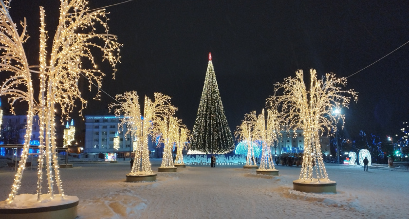 В одном из городов Южного Урала начали строить ледовый городок