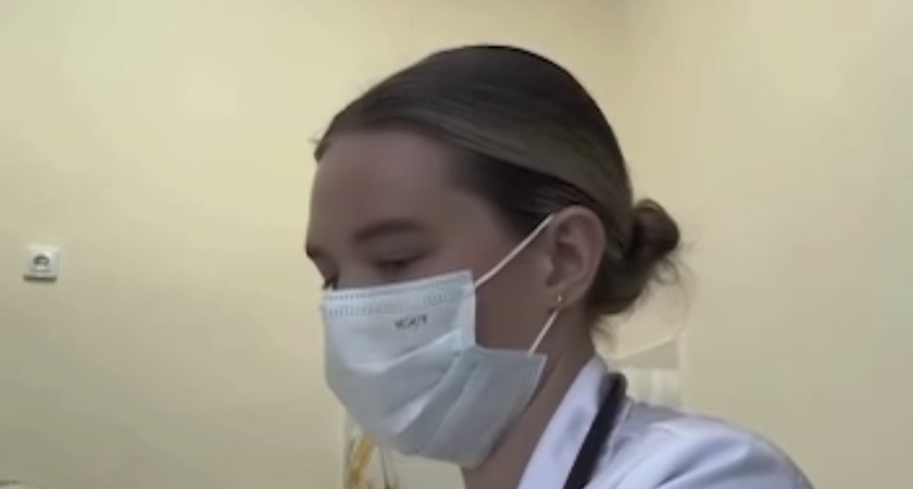 «Стыдно сказать, но кассир зарабатывает больше»: молодой педиатр из Кургана – о работе в местной поликлинике