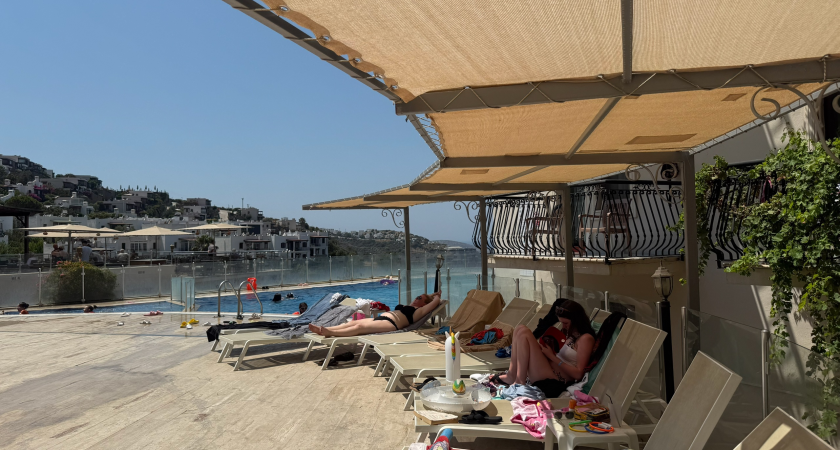 Сколько стоит новогодний отдых за рубежом для курганцев: цены просто космические, но спрос не отстает