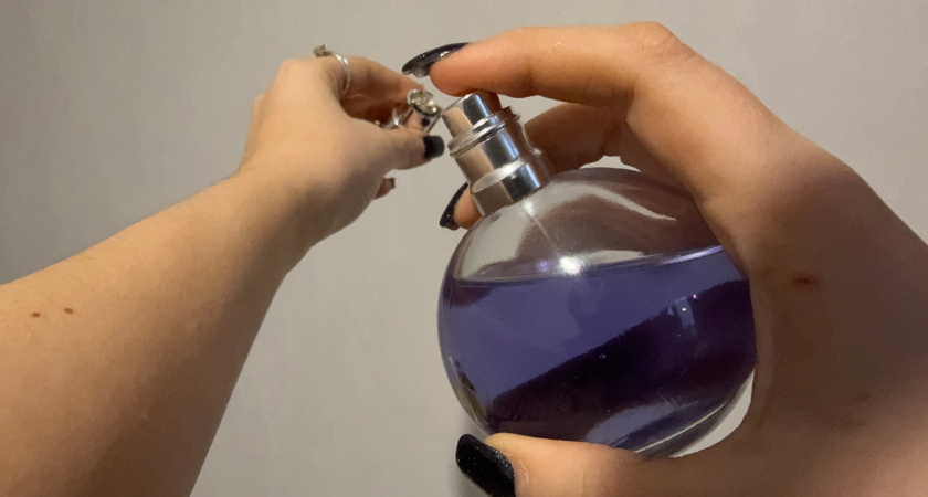 Магазин парфюмерии Hedonist Nose в Кургане затопило из-за прорыва старых труб