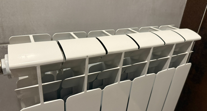 "За что мы платим?": В Кургане жители улицы Некрасова уже 2 года сидят без горячей воды зимой