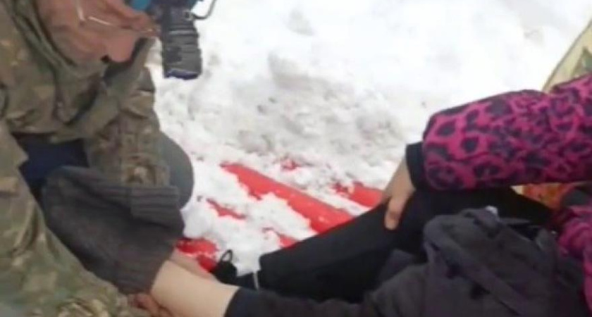 Прогулка по улице Коли Мяготина обернулась для жительницы Кургана трагедией: женщина сломала сразу две ноги