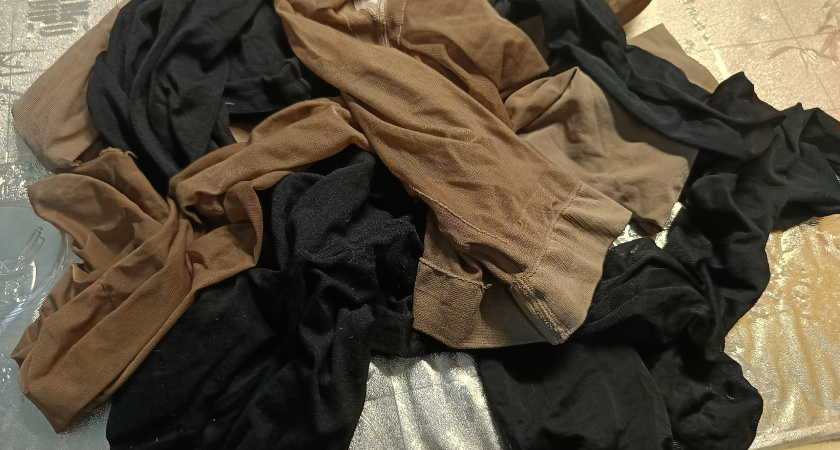 Кладу старые колготки под каждый куст перца: муж смеётся, а урожаю завидуеют все соседи