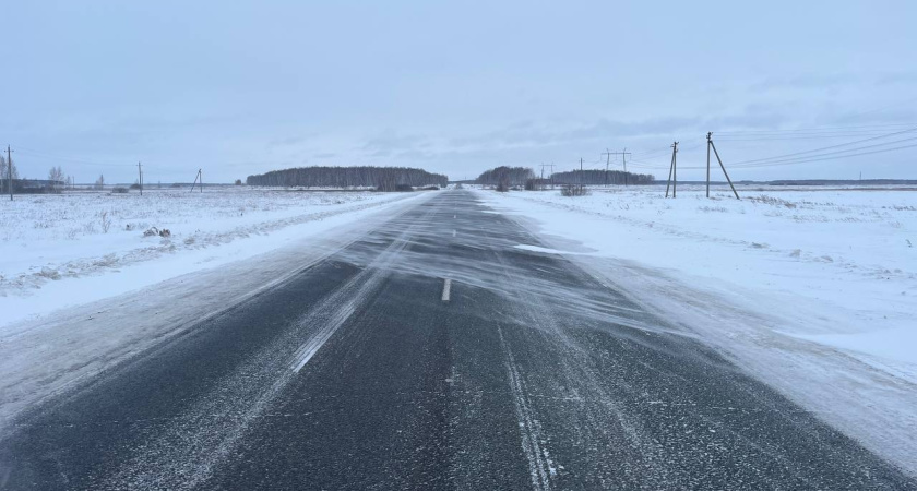 Из-за сильной метели в Курганской области перекрыты федеральные трассы