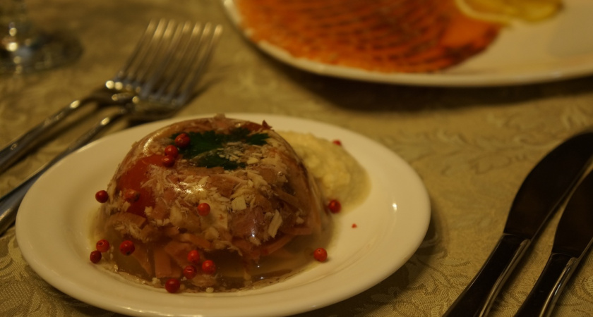 Такого вы еще не ели: залили 10 фотографий в холодец и на остужение - сказочный рецепт из советского прошлого