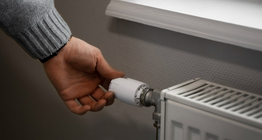 Как я бесплатно отапливаю дом зимой: простой метод, который почему-то игнорируют 90% владельцев