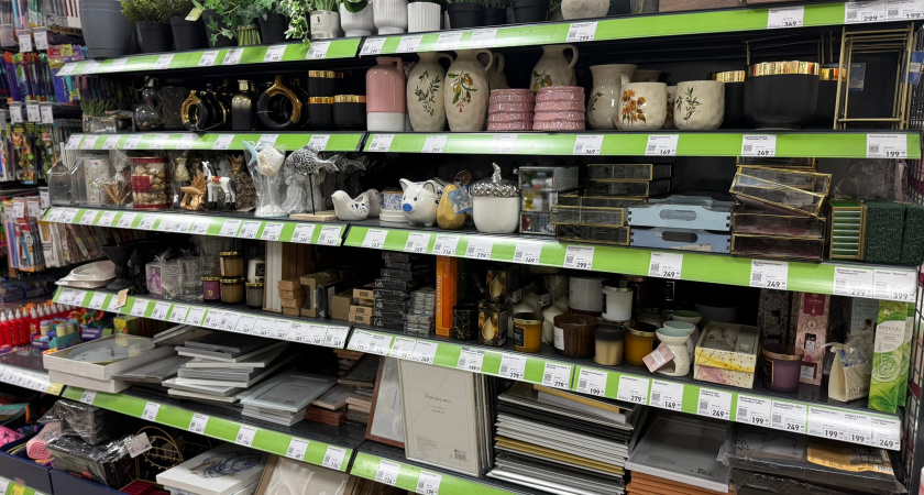 Каждый раз захожу в Фикс Прайс и нахожу что-то новое: сняла с полки ночник Мерцающий фонтан - теперь дети спят при мягком свете