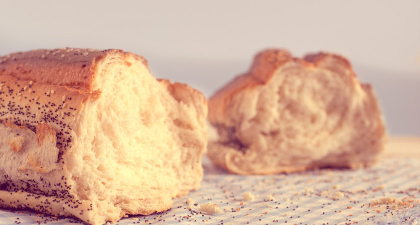 Пеку на завтрак хлеб "в рукаве": спасибо тому кто до этого додумался - вкуснейший мякиш с хрустящий корочкой