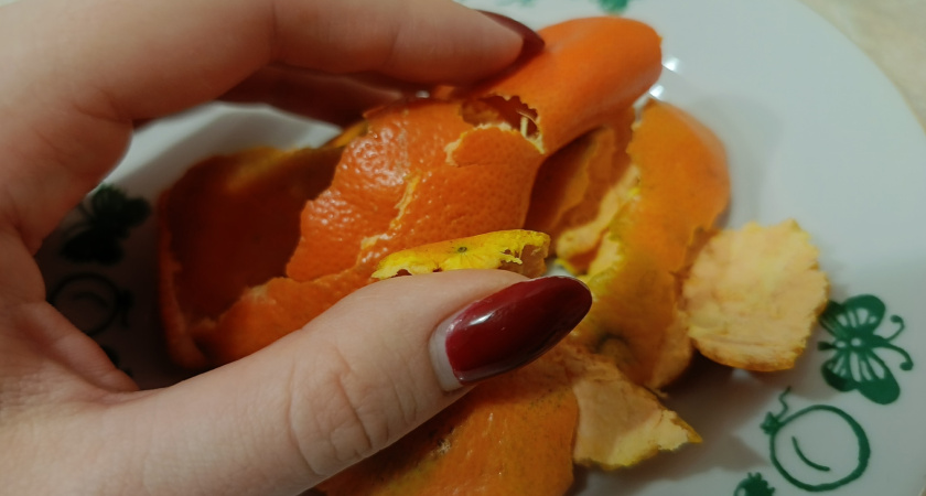 Заливаю мандариновые корки простым уксуcом: одно эффективное средство для всего - как готовить смесь