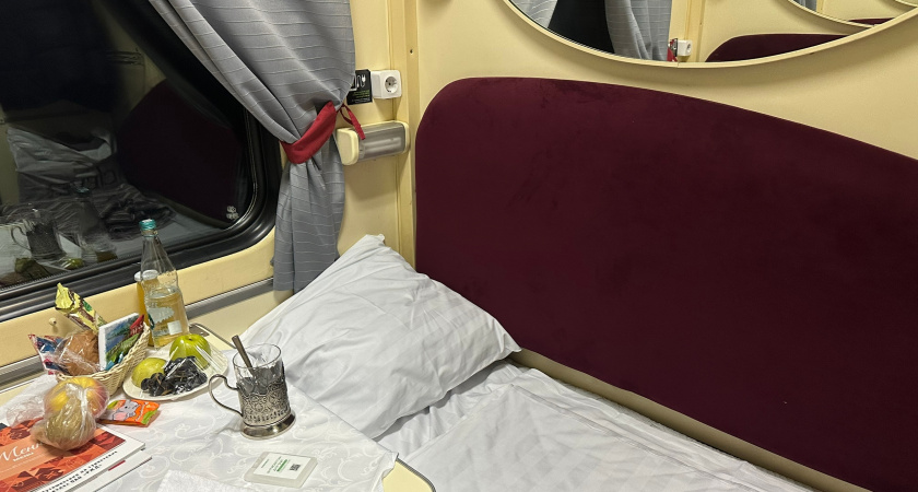 «Проводница заранее предупредила про ночную посадку: но такого не ожидал никто  - весь вагон не спал