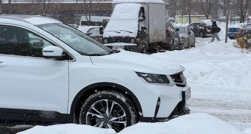 Штраф за «тёплое утро»: как долгий прогрев авто во дворе дома  может обернуться неприятностями - что важно знать водителям