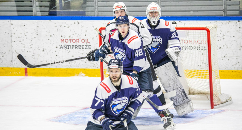 Курганское "Зауралье" проиграло "Рубину" из Тюмени в супердерби