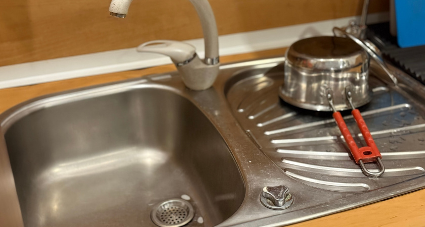 Экономлю воду по японской "круговой" технике: вся семья оценила перемены в доме - и счета пришли в 2 раза меньше