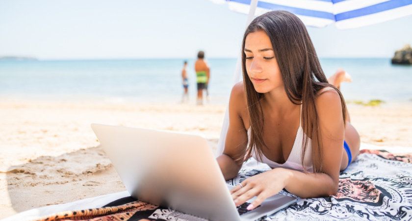 «Ободрали как липку»: почему россияне остаются без денег и ценностей на отдыхе за границей — 5 ошибок, которые они допускают