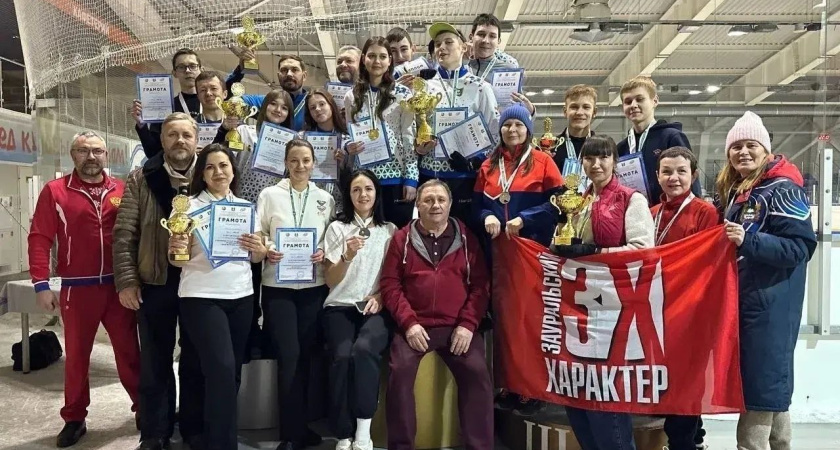 Кургане определили сильнейшие керлинг-команды области