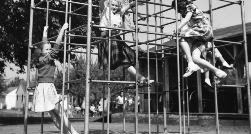 Почему детей в СССР отпускали гулять одних на весь день: 5 причин, которые сегодня больше не работают