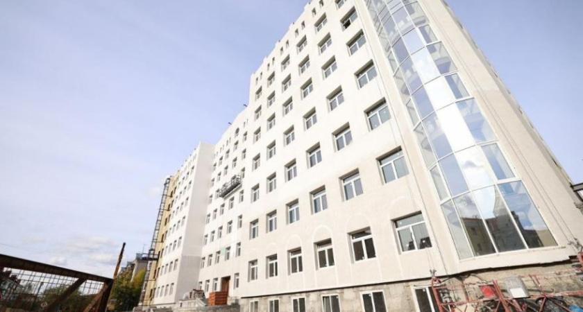 Стало известно, когда завершится строительство взрослой поликлиники-долгостроя в центре Кургана 