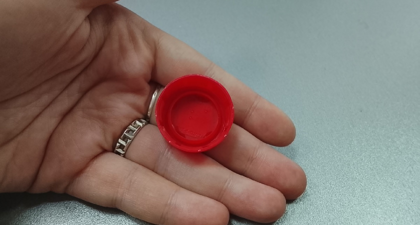 Крышки от бутылок больше не выбрасываю: сосед рассказал об идеальном применении - теперь спасение от всех бед