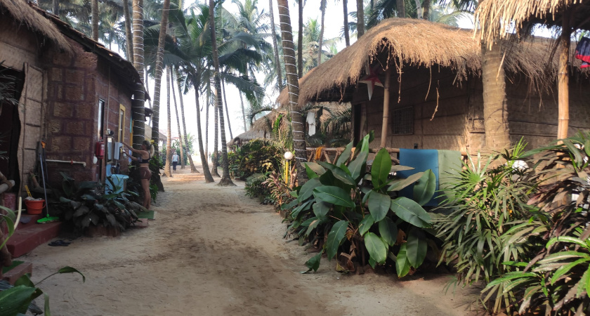 Пенсионеры из Европы зимовать ездят только сюда: идеальное место у моря - райский уголок для души и тела по приятной цене