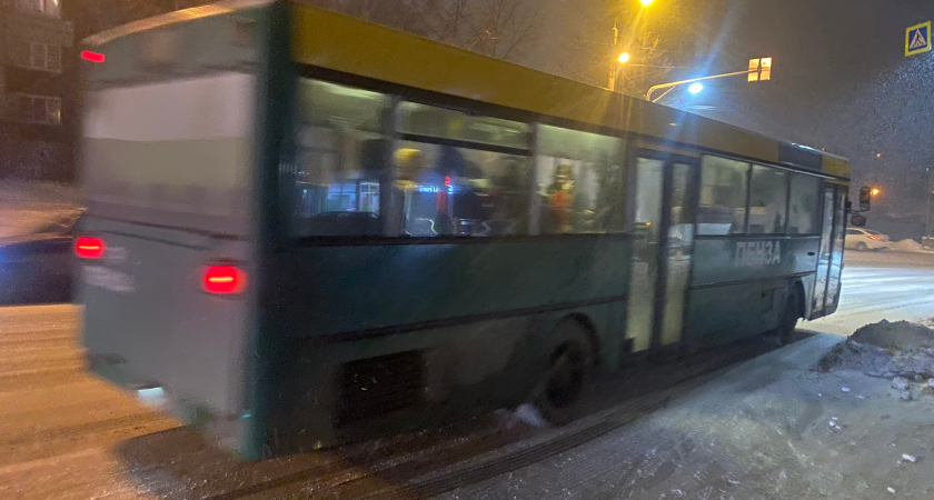 ООО «Курганский городской транспорт» удалось оспорить стоимость проезда в автобусах через суд