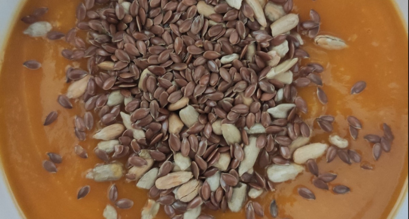 Чечевичная похлёбка с чесноком в Великий пост: за 15 мин варю густой наваристый суп - согревает и насыщает без мяса и масла