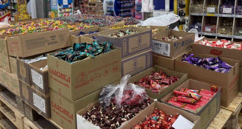 Уже воротит от «Рафаэлло» или «Коркунова»: нашла в Пятерочке новые конфеты из Турции Chiqola с фундуком - и состав удивил