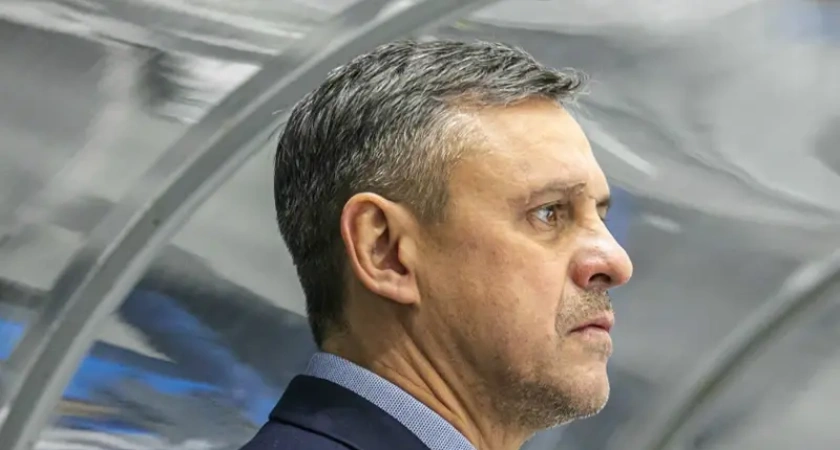 "Зауралье" осталось без главного тренера: как теперь хоккеисты будут доигрывать регулярку?