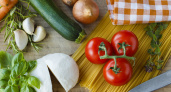 Огурцы, перец и помидоры возглавили рейтинг подорожавших продуктов в Курганской области