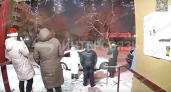 Паника во дворе: в Кургане фейерверк, запущенный у подъезда, разлетелся в толпу