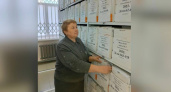"Почти 30 лет на службе": жительница Курганской области стала лучшим архивариусом страны