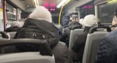 "Будто в холодильнике едешь": курганцы страдают от ужасного холода в автобусах №14
