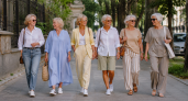 Как одеться в жару дамам 60+: освежающие образы, которые легко повторить - 100% статуса, 0% возраста
